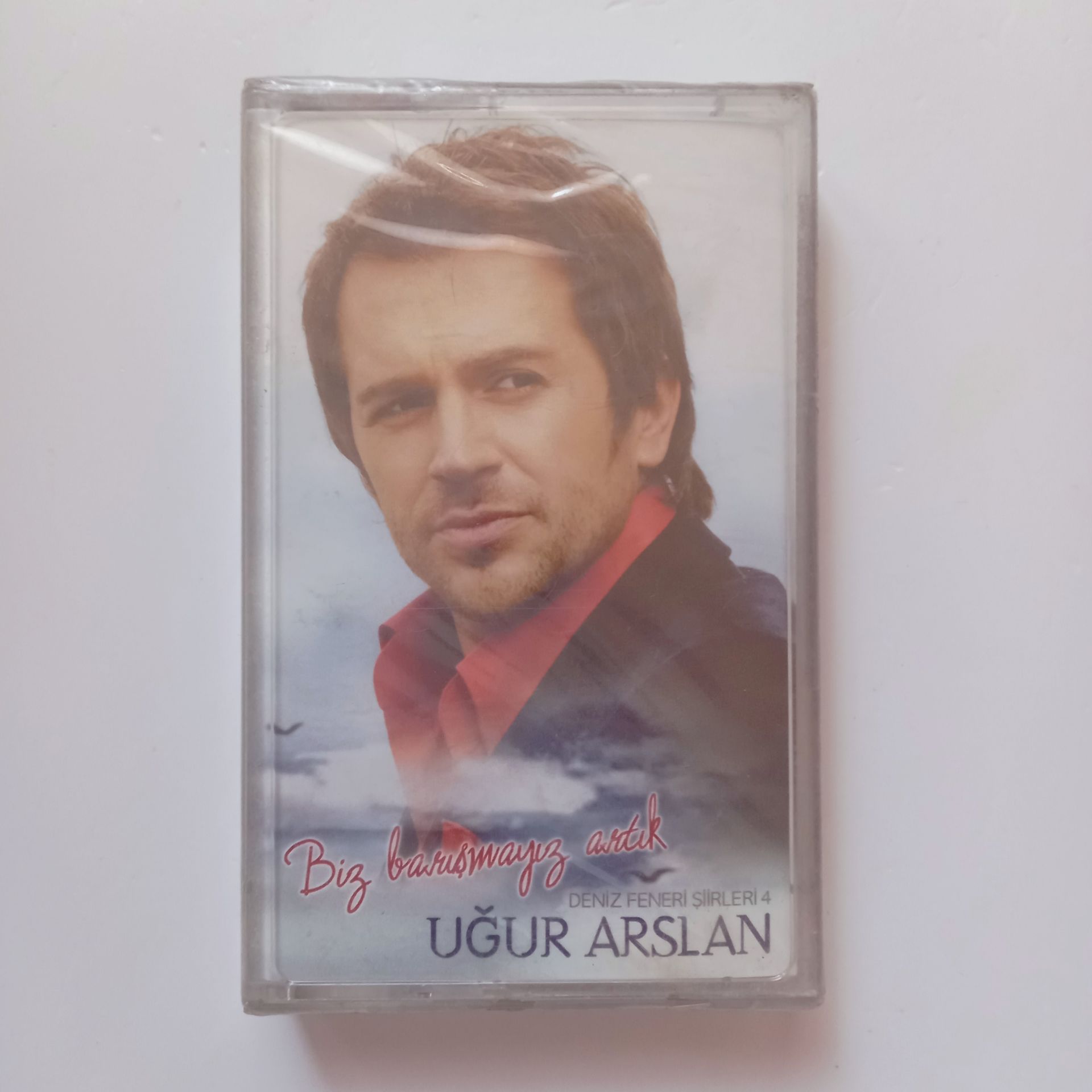 UĞUR ARSLAN - BİZ BARIŞAMAYIZ ARTIK / DENİZ FENERİ ŞİİRLERİ 4 - KASET SIFIR