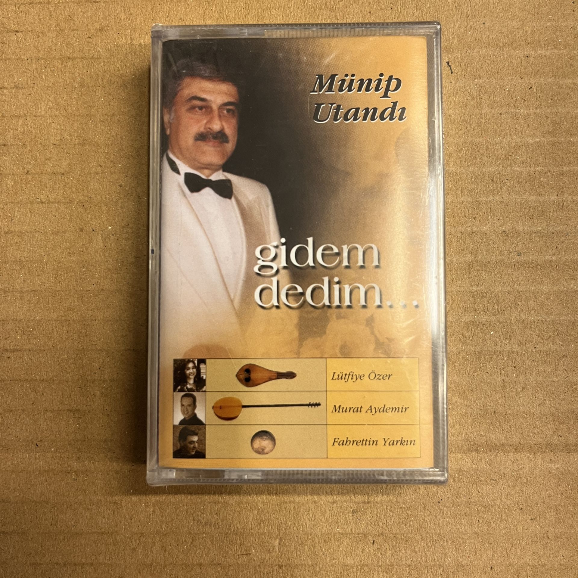 MÜNİP UTANDI - GİDEM DEDİM (2003) - KASET AMBALAJINDA SIFIR