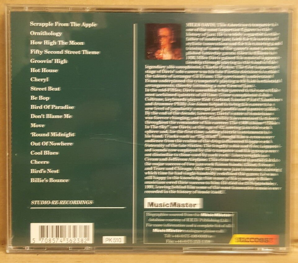 CHARLIE PARKER  feat. MILES DAVIS - ROUND MIDNIGHT - CD COMPILATION 1995 2.EL