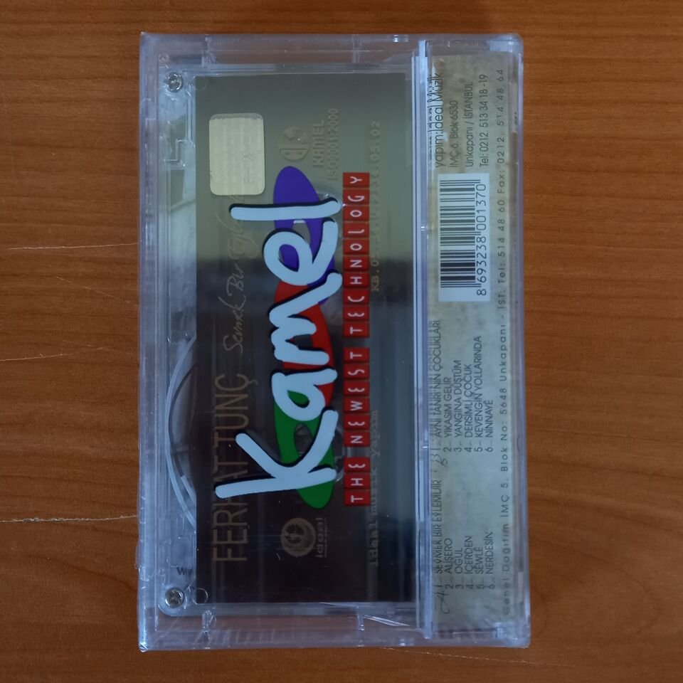 FERHAT TUNÇ - SEVMEK BİR EYLEMDİR (2005) - KASET SIFIR