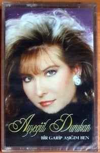 AYŞEGÜL DURUKAN - BİR GARİP AŞIĞIM BEN (1999) - KASET SIFIR
