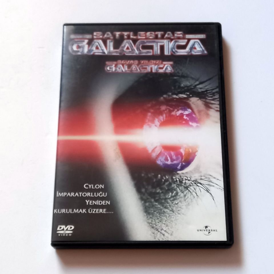 BATTLESTAR GALACTICA - SAVAŞ YILDIZI GALACTICA - MARY MCDONNELL, KATEE SACKHOFF, TRICIA HELFER - DVD 2.EL