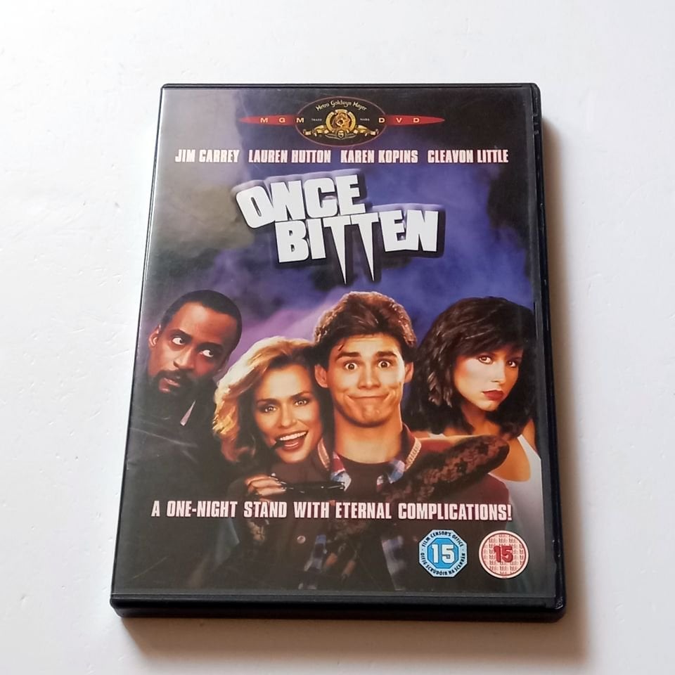 ONCE BITTEN - LAUREN HUTTON, JIM CARREY- YÖN.: HOWARD STORM - DVD 2.BÖLGE TÜRKÇE ALTYAZI YOKTUR 2.EL