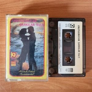 UNUTULMAYAN ŞARKILAR VOL-1 / MUSTAFA ÖZKENT (1989) - KASET 2.EL
