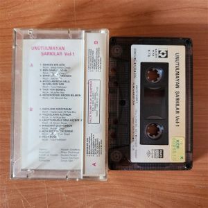 UNUTULMAYAN ŞARKILAR VOL-1 / MUSTAFA ÖZKENT (1989) - KASET 2.EL