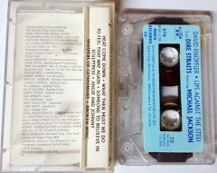 DAVID KNOPFLER - LIPS AGAINST THE STEEL FEAT. MICHAEL JACKSON (1988) ALFA CASSETTE MADE IN TURKEY ''USED''