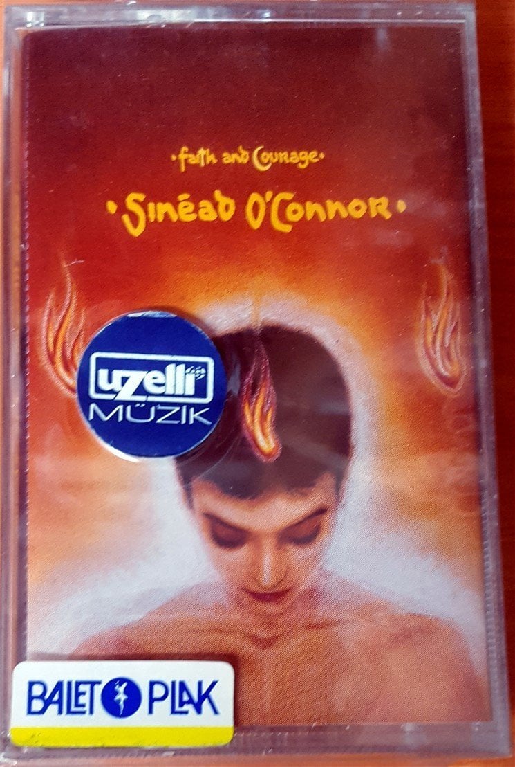 SINEAD O'CONNOR - FAITH AND COURAGE CASSETTE MADE IN GERMANY ''NEW''