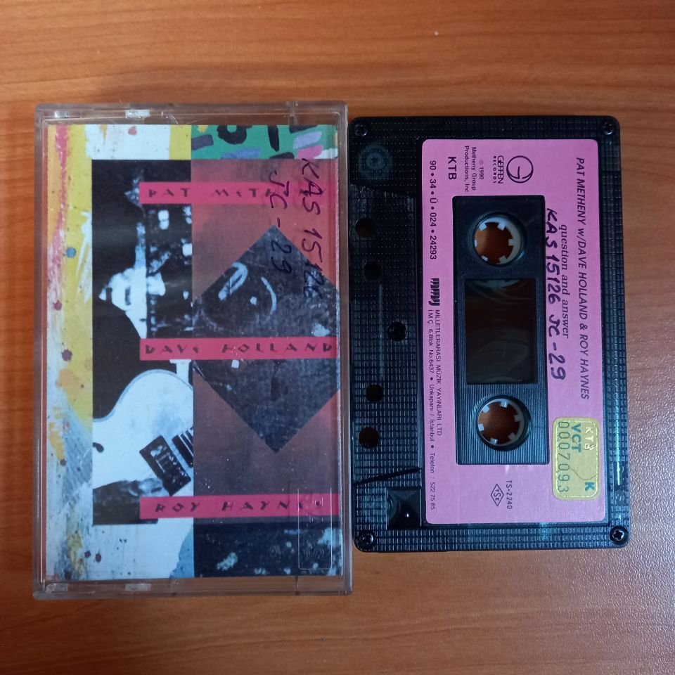 PAT METHENY, DAVE HOLLAND, ROY HAYNES - QUESTION AND ANSWER (1990) - KASET 2.EL