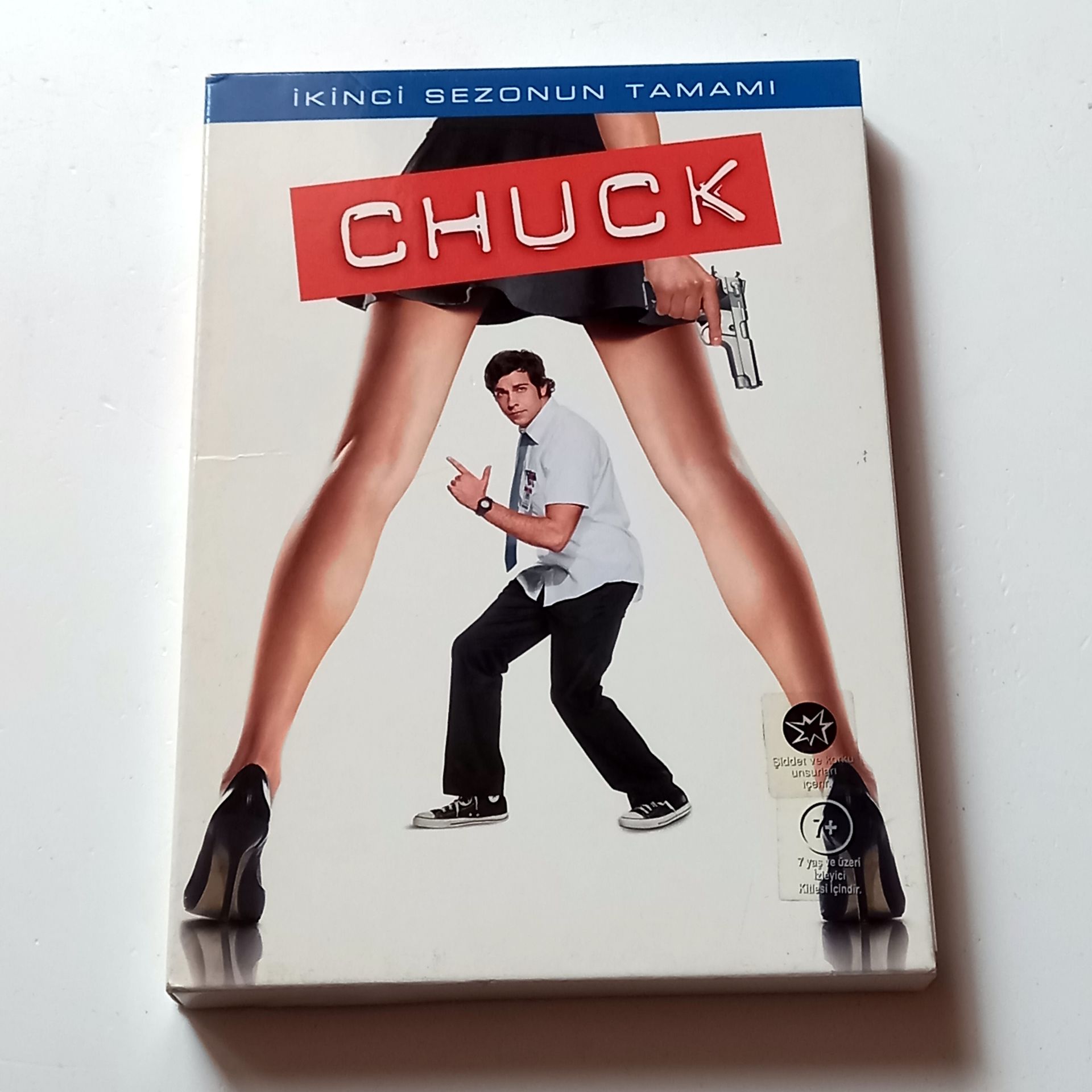 CHUCK - İKİNCİ SEZONUN TAMAMI - 6 DVD 2.EL