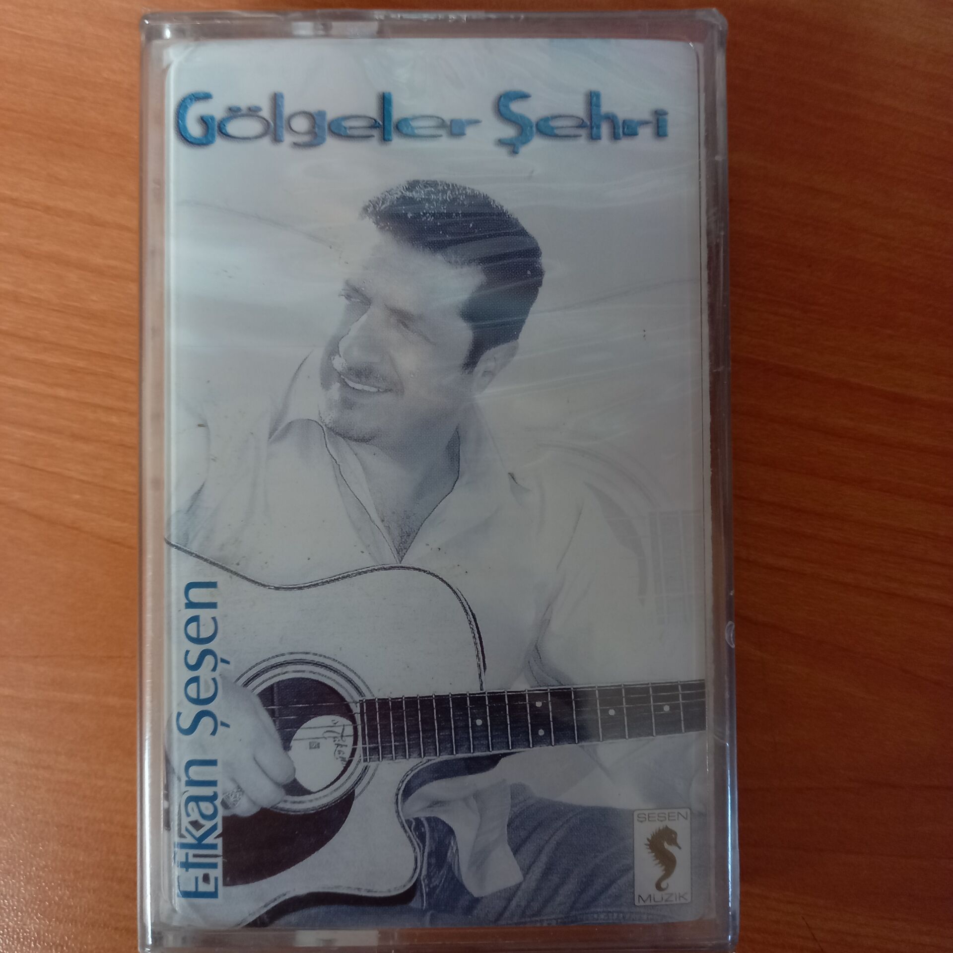EFKAN ŞEŞEN - GÖLGELER ŞEHRİ - KASET SIFIR