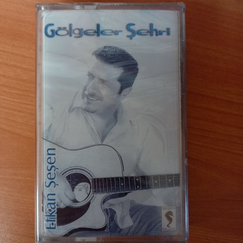 EFKAN ŞEŞEN - GÖLGELER ŞEHRİ - KASET SIFIR