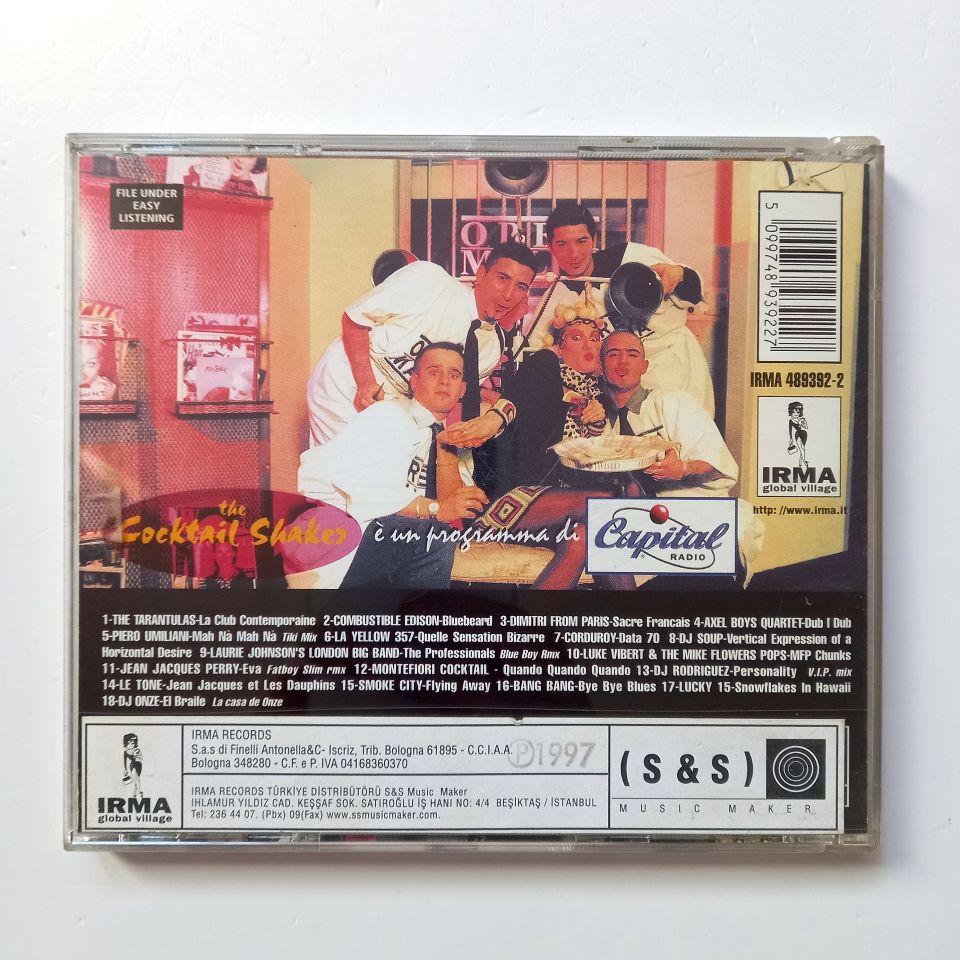 THE COCKTAIL SHAKER. NEW GROOVY KITSCH & SPACE-AGE POP / DIMITRI FROM PARIS, THE TARANTULAS, SMOKE CITY, BANG BANG, LE TONE (1997) - CD 2.EL