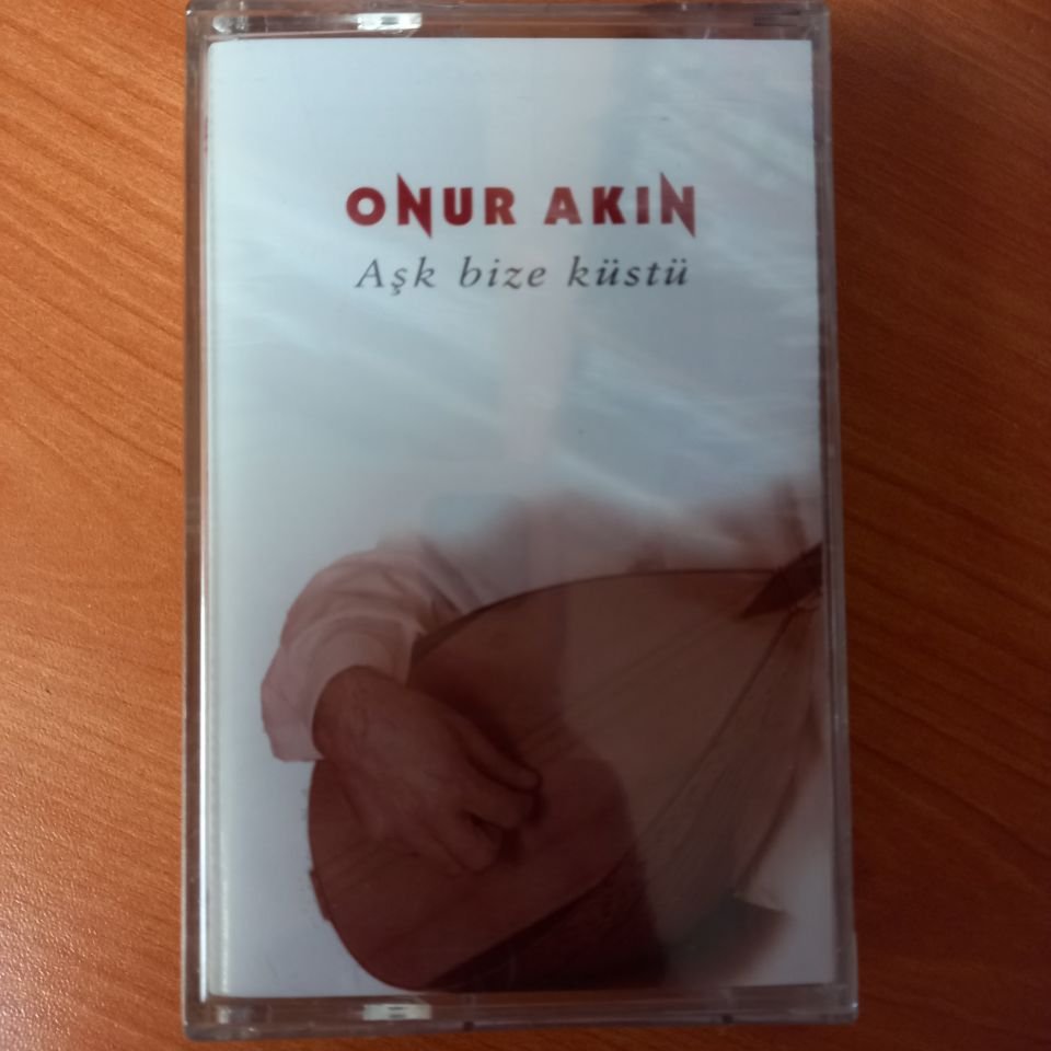 ONUR AKIN - AŞK BİZE KÜSTÜ (1997) - KASET SIFIR