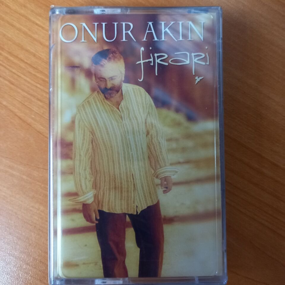 ONUR AKIN - FİRARİ (2003) - KASET SIFIR