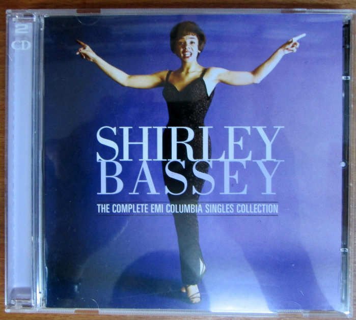 SHIRLEY BASSEY - COMPLETE EMI COLUMBIA SINGLES COLLECTION - 2CD 2.EL