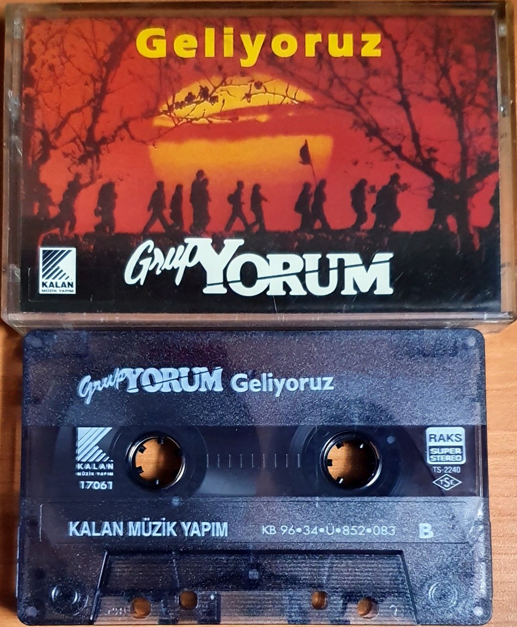 GRUP YORUM - GELİYORUZ (1996) - KASET KALAN MÜZİK 2.EL