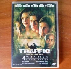 TRAFFIC - TRAFİK - MICHAEL DOUGLAS - BENICIO DEL TORO - CATHERINE ZETA-JONES - STEVEN SODERBERGH - DVD 2.EL