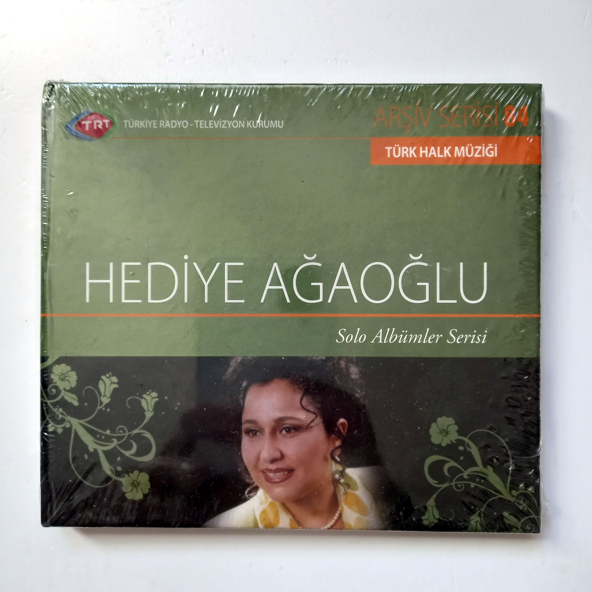 HEDİYE AĞAOĞLU / TÜRK HALK MÜZİĞİ / TRT ARŞİV SERİSİ 84 - CD SIFIR