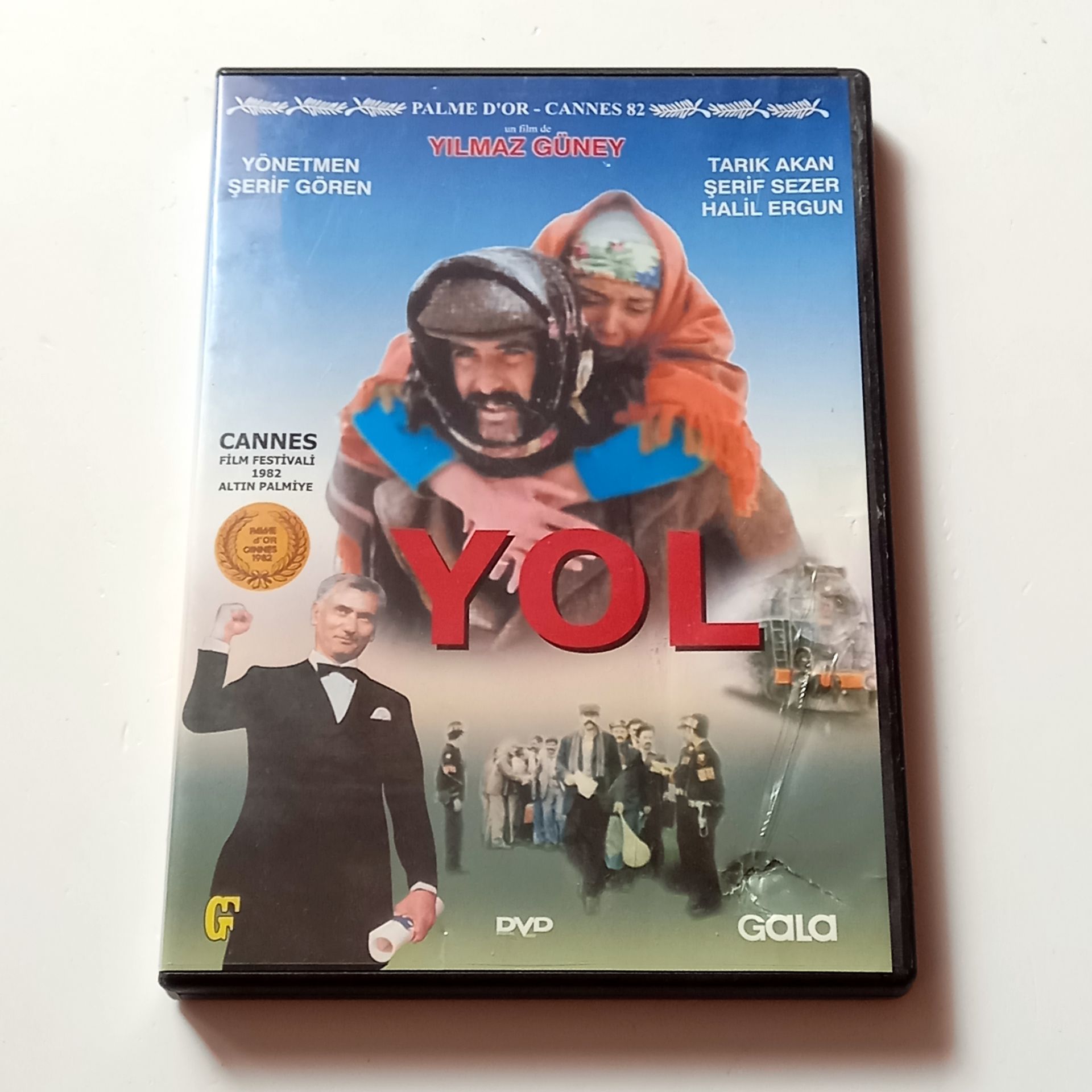 YOL - TARIK AKAN, ŞERİF SEZER, HALİL ERGÜN, YÖN.: ŞERİF GÖREN - DVD 2.EL