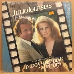 JULIO IGLESIAS - TODOS LOS DIAS UN DIA (1980) 2.EL PLAK