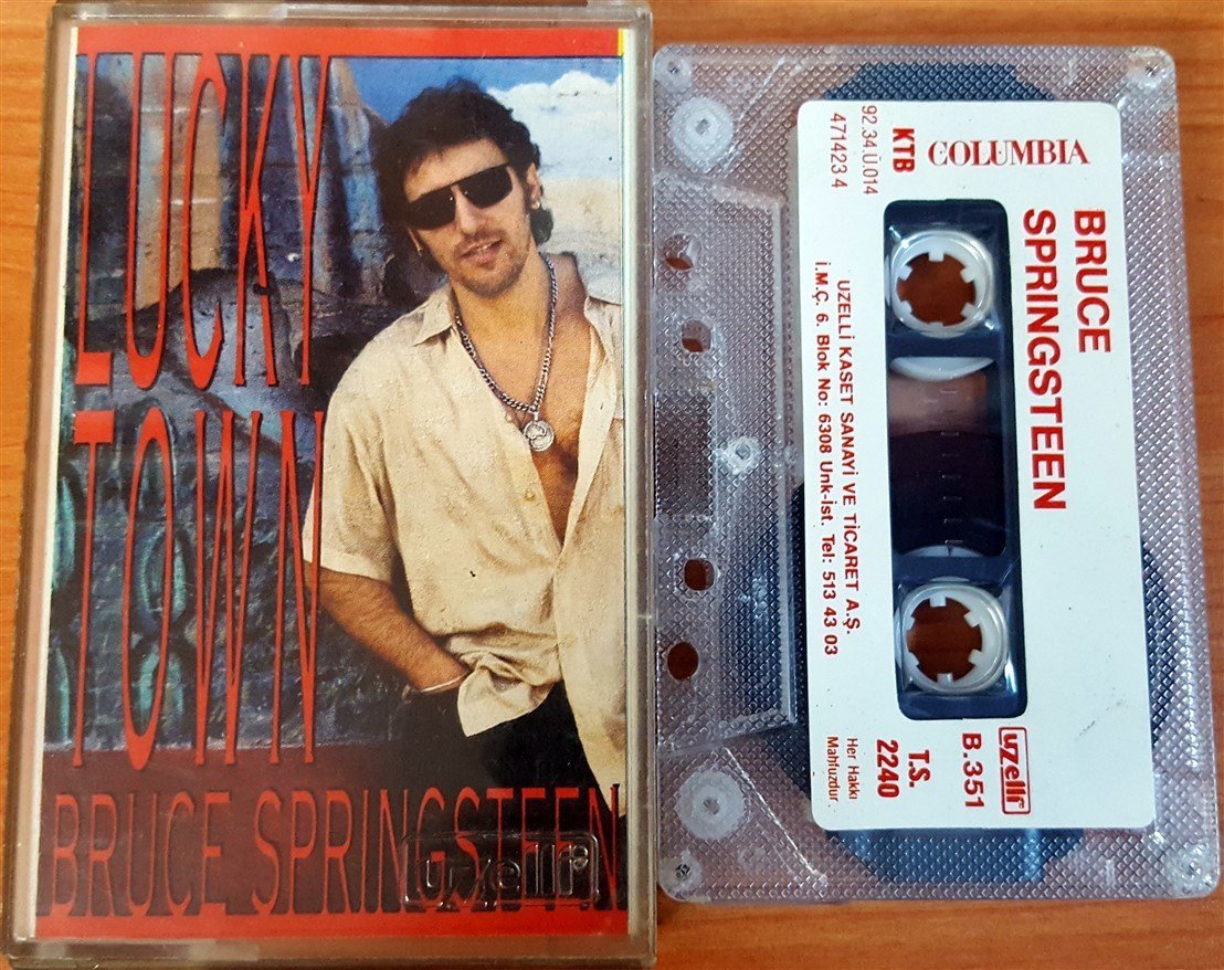 BRUCE SPRINGSTEEN - LUCKY TOWN (1992) UZELLI CASSETTE MADE IN TURKEY ''USED'' PAPER LABEL