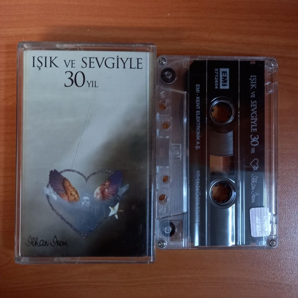 İLHAN İREM - IŞIK VE SEVGİYLE 30 YIL (2004) - KASET 2.EL