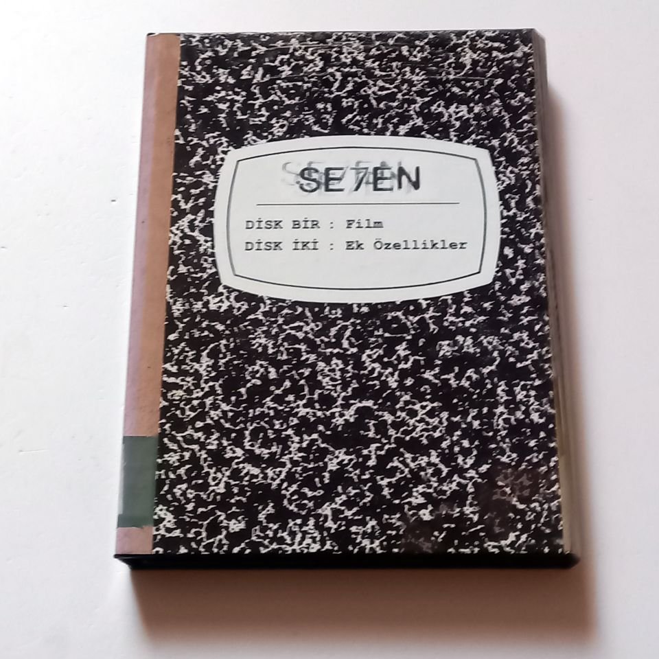SE7EN - SEVEN - BRAD PITT, MORGAN FREEMAN, YÖN.: DAVID FINCHER - 2xDVD ÖZEL VERSİYON 2.EL