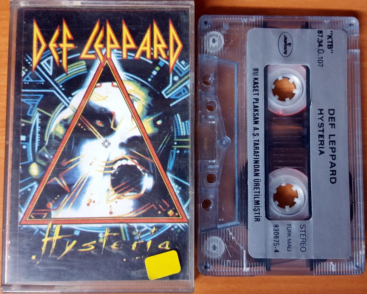 DEF LEPPARD - HYSTERIA (1987) PLAKSAN CASSETTE MADE IN TURKEY ''USED''