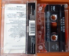 LUCKY DUBE - VICTIMS (1993) TOPKAPI CASSETTE MADE IN TURKEY ''USED''