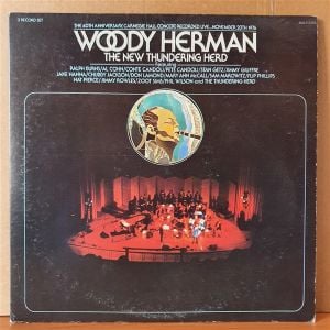 WOODY HERMAN / THE NEW THUNDERING HERD - THE 40TH ANNIVERSARY, CARNEGIE HALL CONCERT (1977) - 2LP 2.EL PLAK