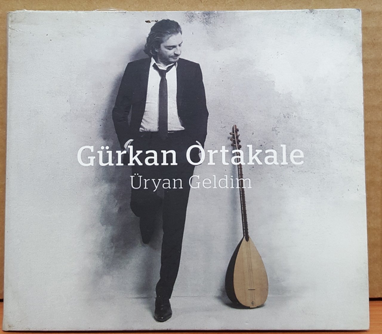 GÜRKAN ORTAKALE - ÜRYAN GELDİM (2017) - CD HALK MÜZİĞİ 2.EL