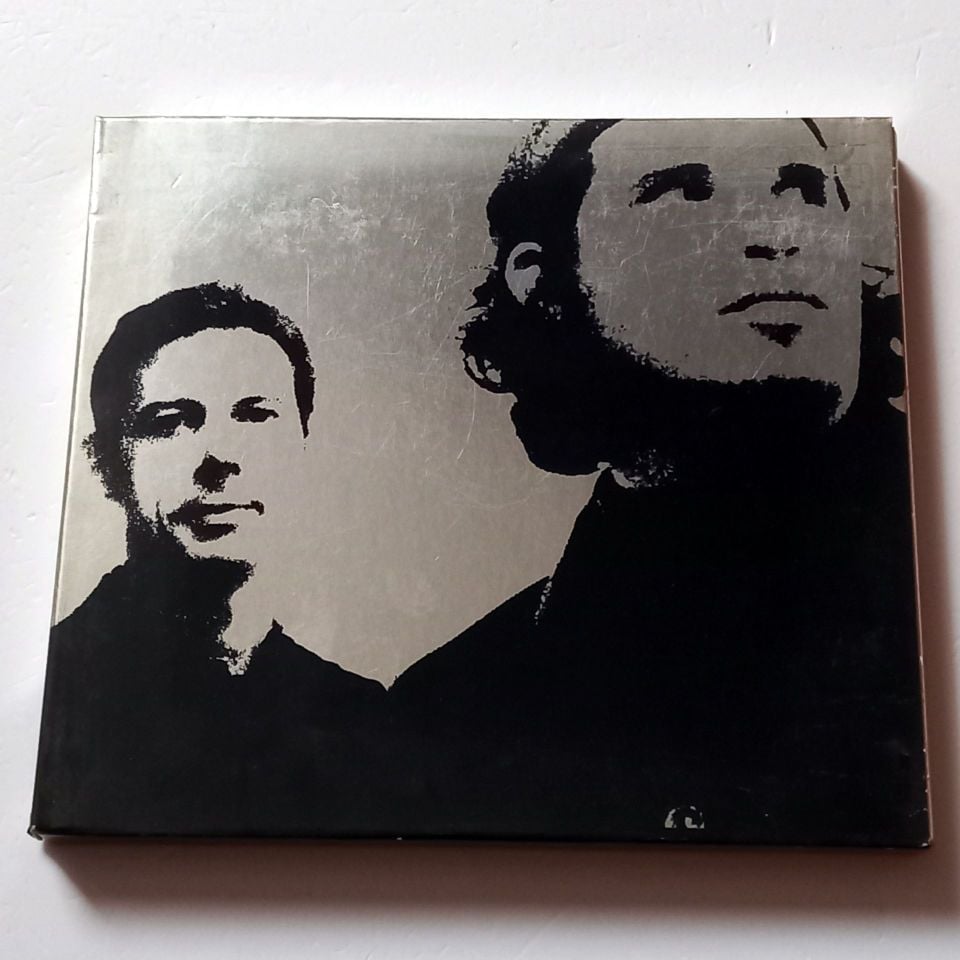 THIEVERY CORPORATION – THE OUTERNATIONAL SOUND - VARIOUS ARTISTS -DAVID SNELL, GIMMICKS, THUNDERBALL,... (2004) - CD COMPILATION REMIXED DIGIPAK SLIPCASE 2.EL