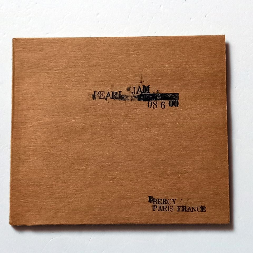 PEARL JAM – 08 6 00 - BERCY - PARIS, FRANCE (2001) - 2CD DIGISLEEVE 2.EL