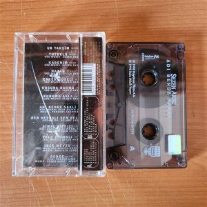 SEZEN AKSU - ADI BENDE SAKLI (1998) - KASET 2.EL