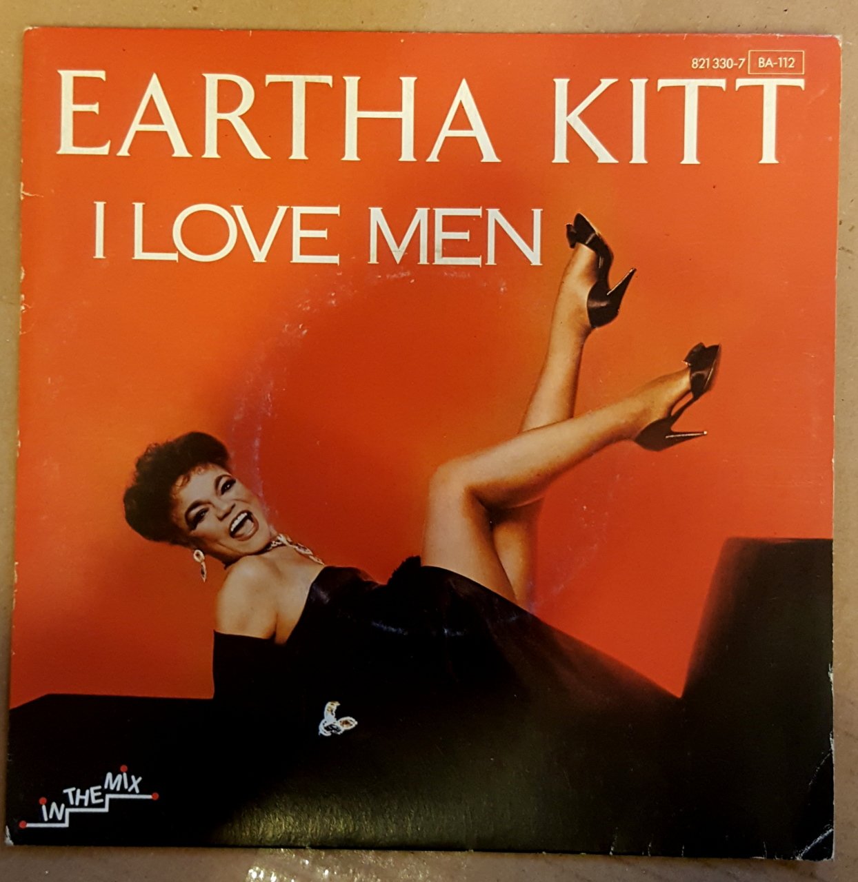 EARTHA KITT - I LOVE MEN / I LOVE MEN instrumental (1984) - 7'' 45 DEVİR 2.EL PLAK