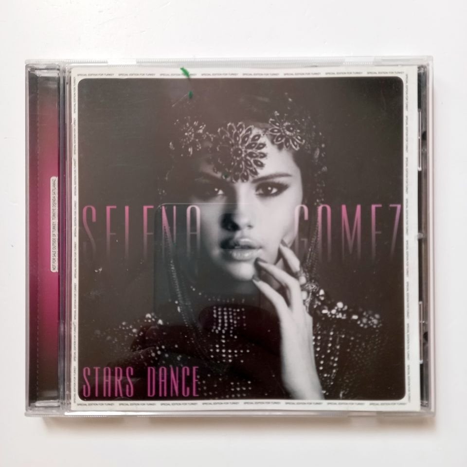 SELENA GOMEZ – STARS DANCE (2013) - CD 2.EL