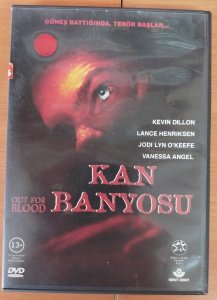 VAMPIRES / OUT FOR BLOOD - KAN BANYOSU - DVD 2.EL