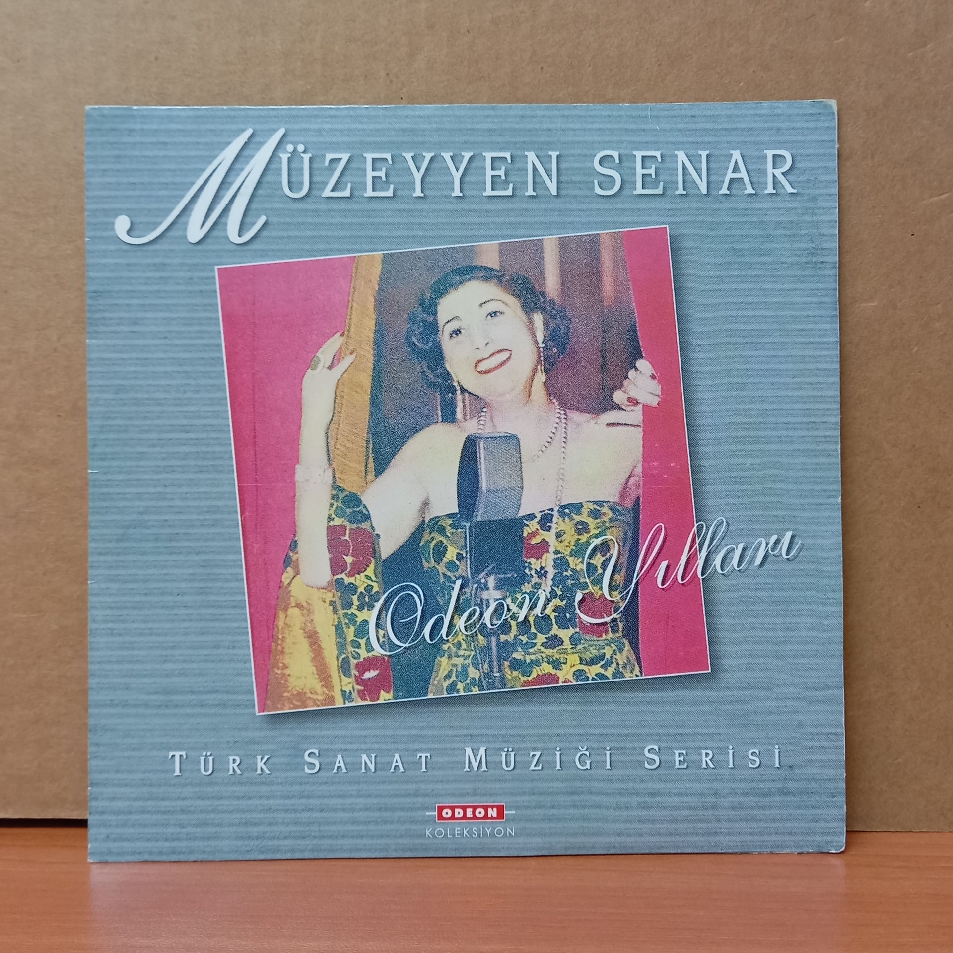 MÜZEYYEN SENAR - ODEON YILLARI (2006) - CD 2.EL