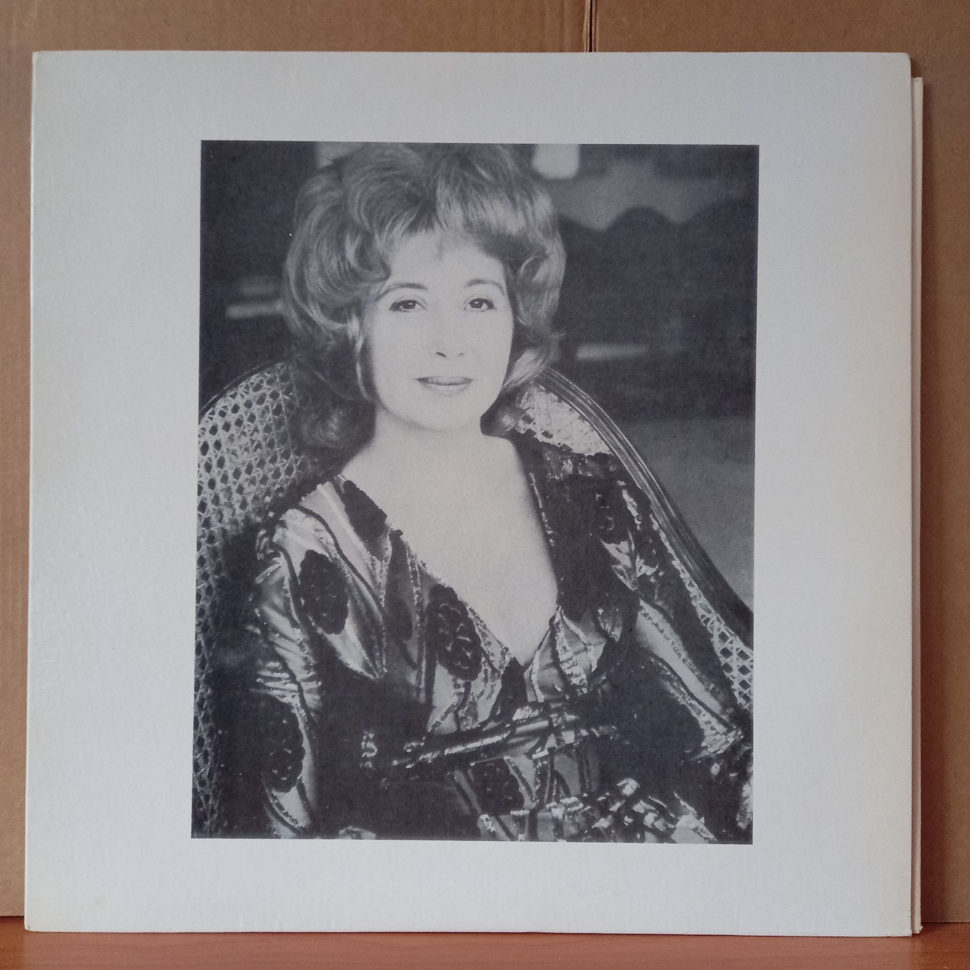 BEVERLY SILLS – ARIAS AND DUETS / VERDI, DONIZETTI, MOZART, MEYERBEER, GOUNOD, MASSENET - LP 2.EL PLAK