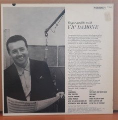 LINGER A WHILE WITH VIC DAMONE - LP 2.EL PLAK
