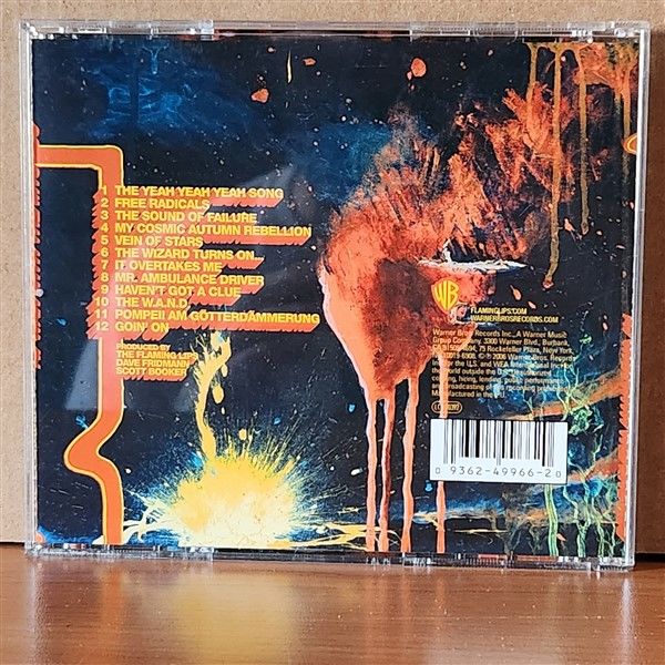 THE FLAMING LIPS – AT WAR WITH THE MYSTICS (2006) - CD 2.EL