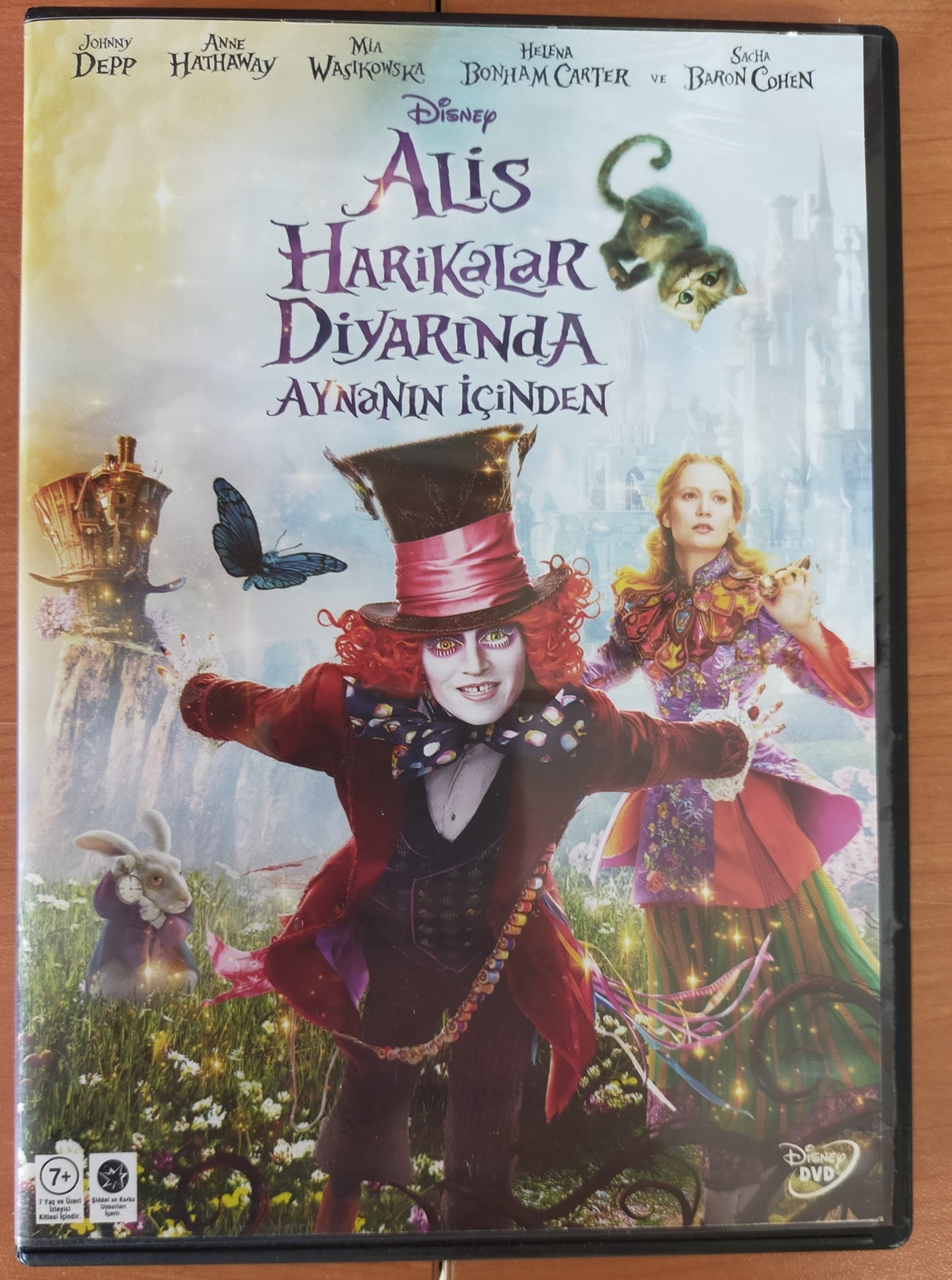 ALICE IN WONDERLAND THROUGH THE LOOKING GLASS - ALİS HARİKALAR DİYARINDA AYNANIN İÇİNDEN - JOHNNY DEPP - DISNEY - DVD 2.EL