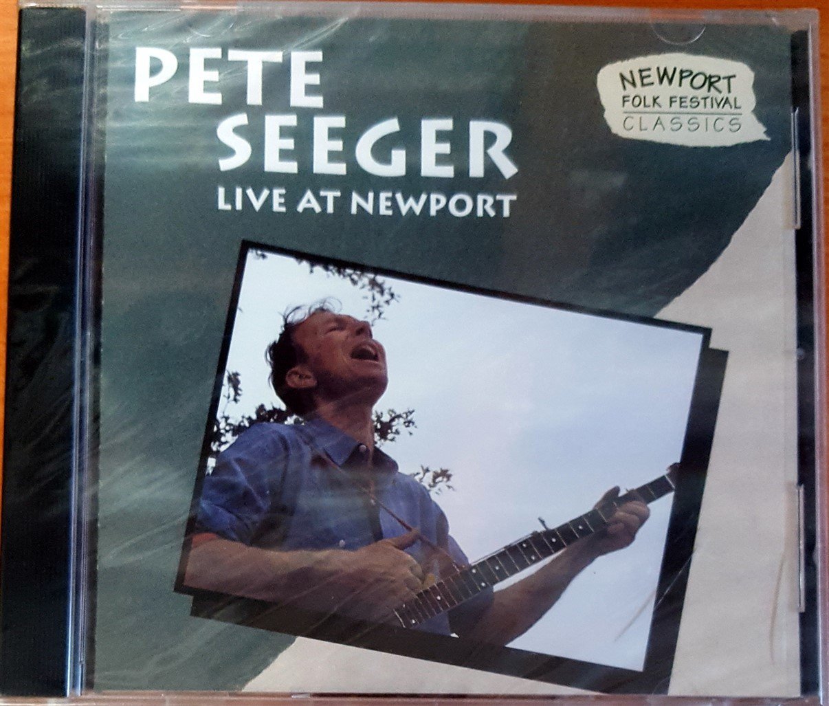 PETE SEEGER - LIVE AT NEWPORT (1993) COUNTRY, FOLK / MADE IN GERMANY CD SIFIR