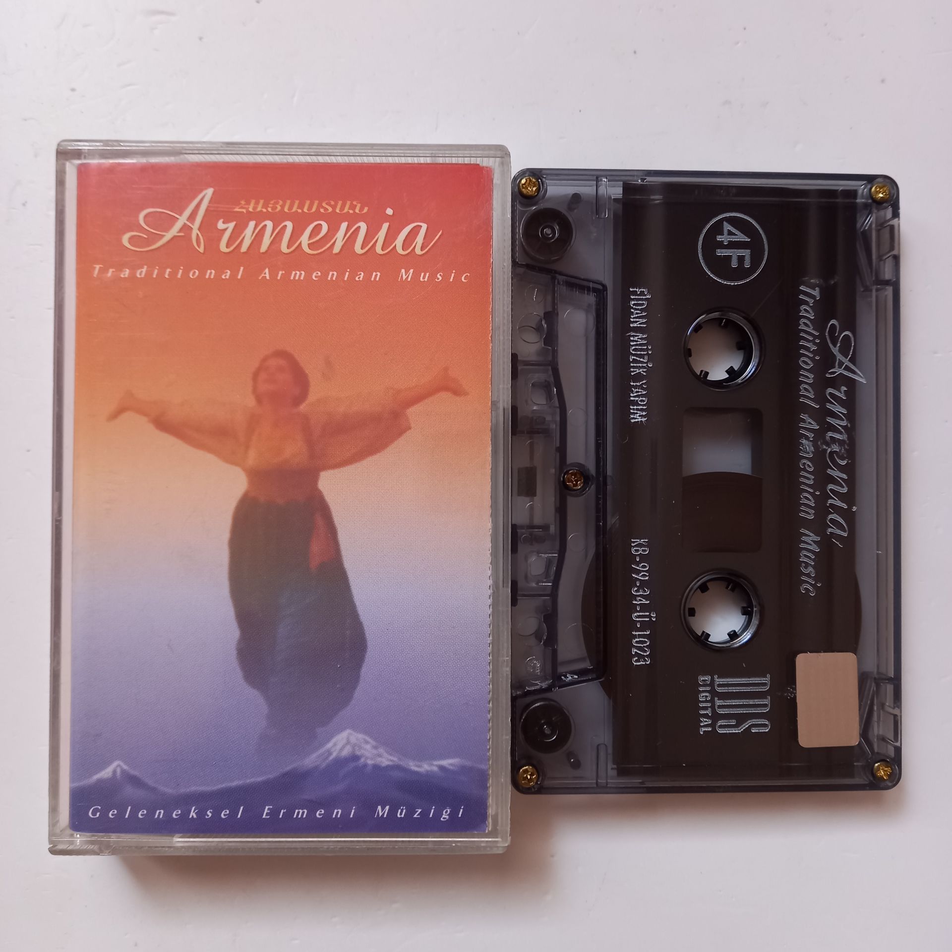 GELENEKSEL ERMENİ MÜZİĞİ / ARMENIA (1999) - KASET 2.EL