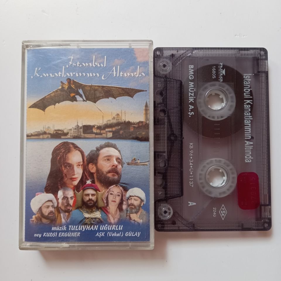 İSTANBUL KANATLARIMIN ALTINDA / FİLM MÜZİKLERİ (1996) - KASET 2.EL