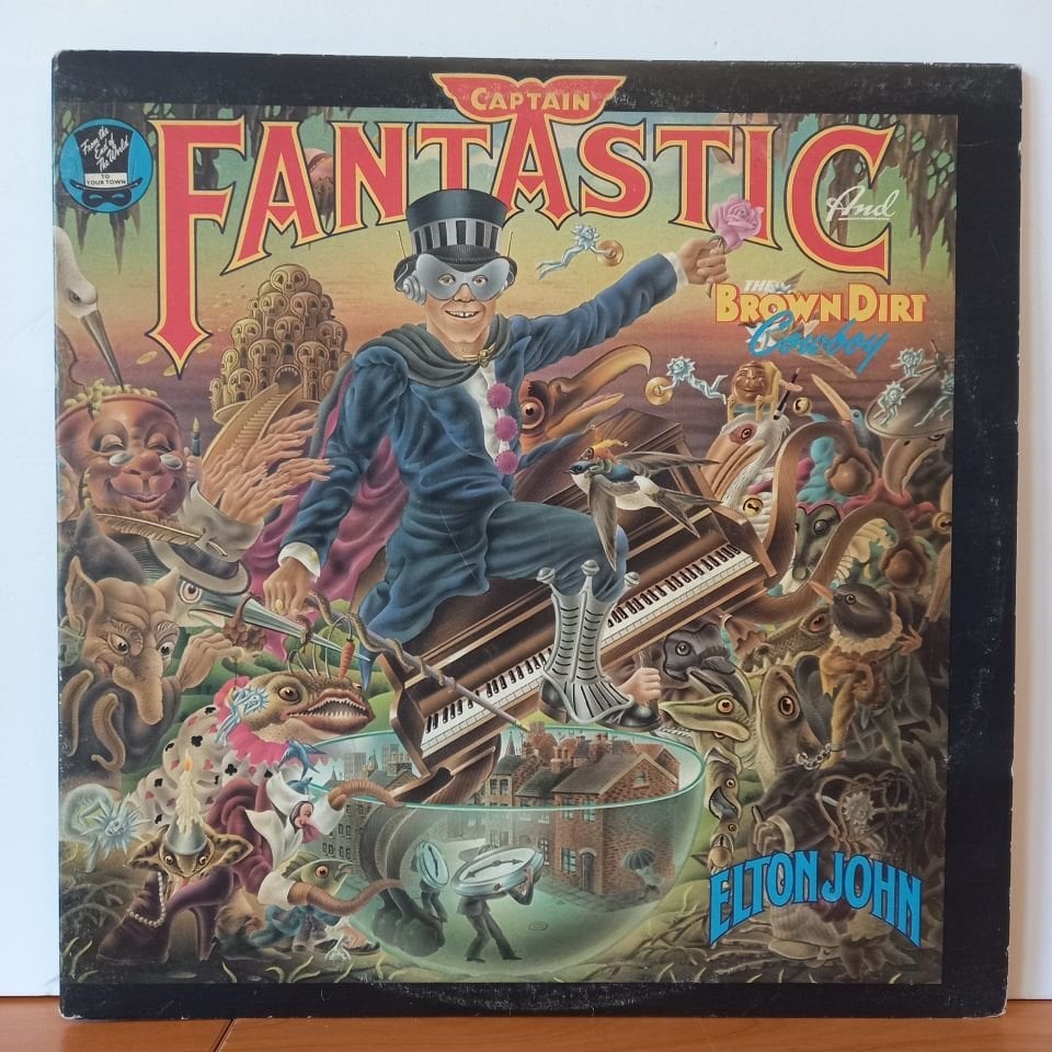 ELTON JOHN – CAPTAIN FANTASTIC AND THE BROWN DIRT COWBOY (1975) - LP 2.EL PLAK