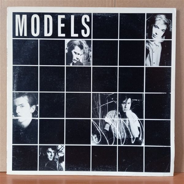 MODELS – OUT OF MIND OUT OF SIGHT (1985) - 12'' 45RPM MAXI SINGLE 2.EL PLAK