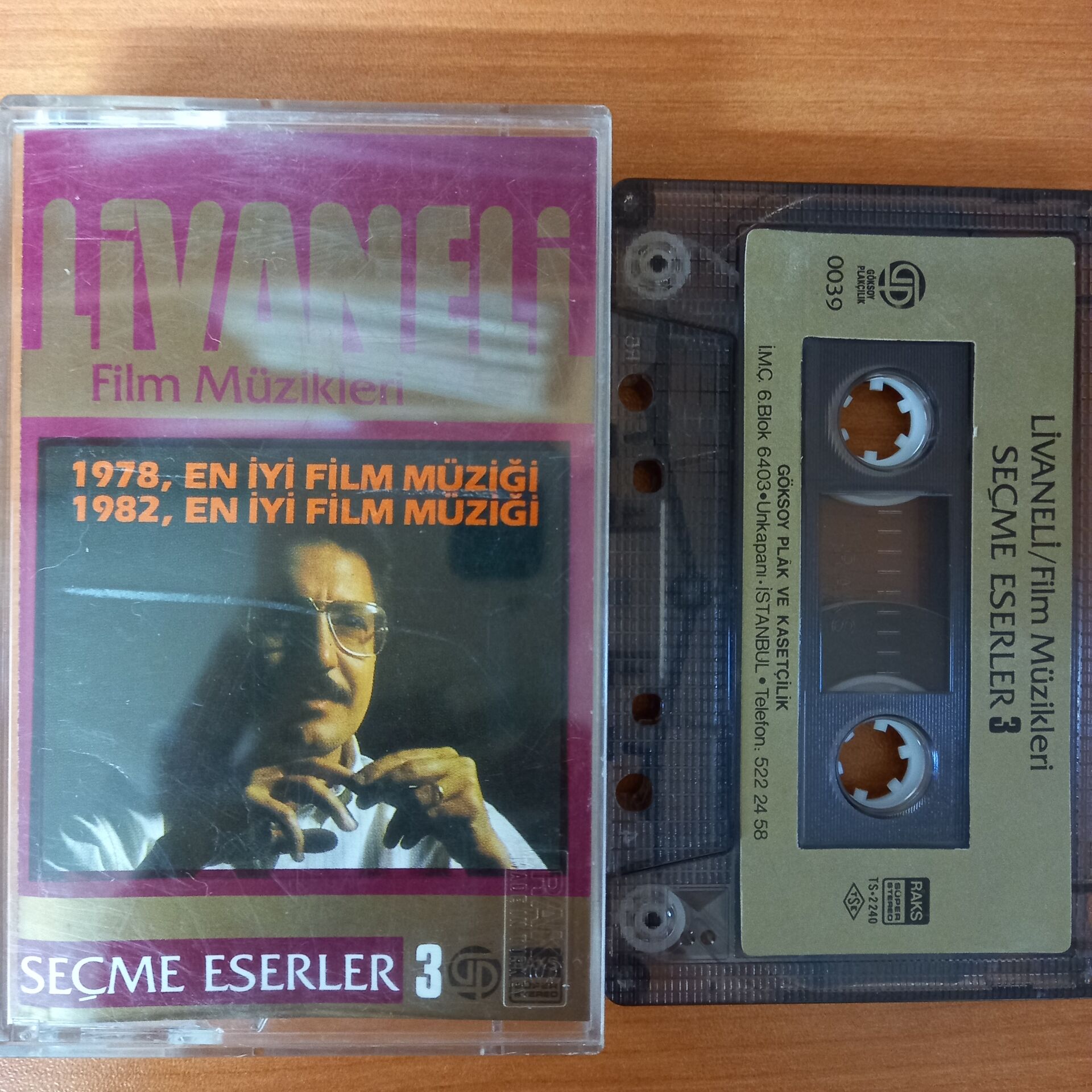 ZÜLFÜ LİVANELİ - FİLM MÜZİKLERİ / SEÇME ESERLER 3 - KASET 2.EL