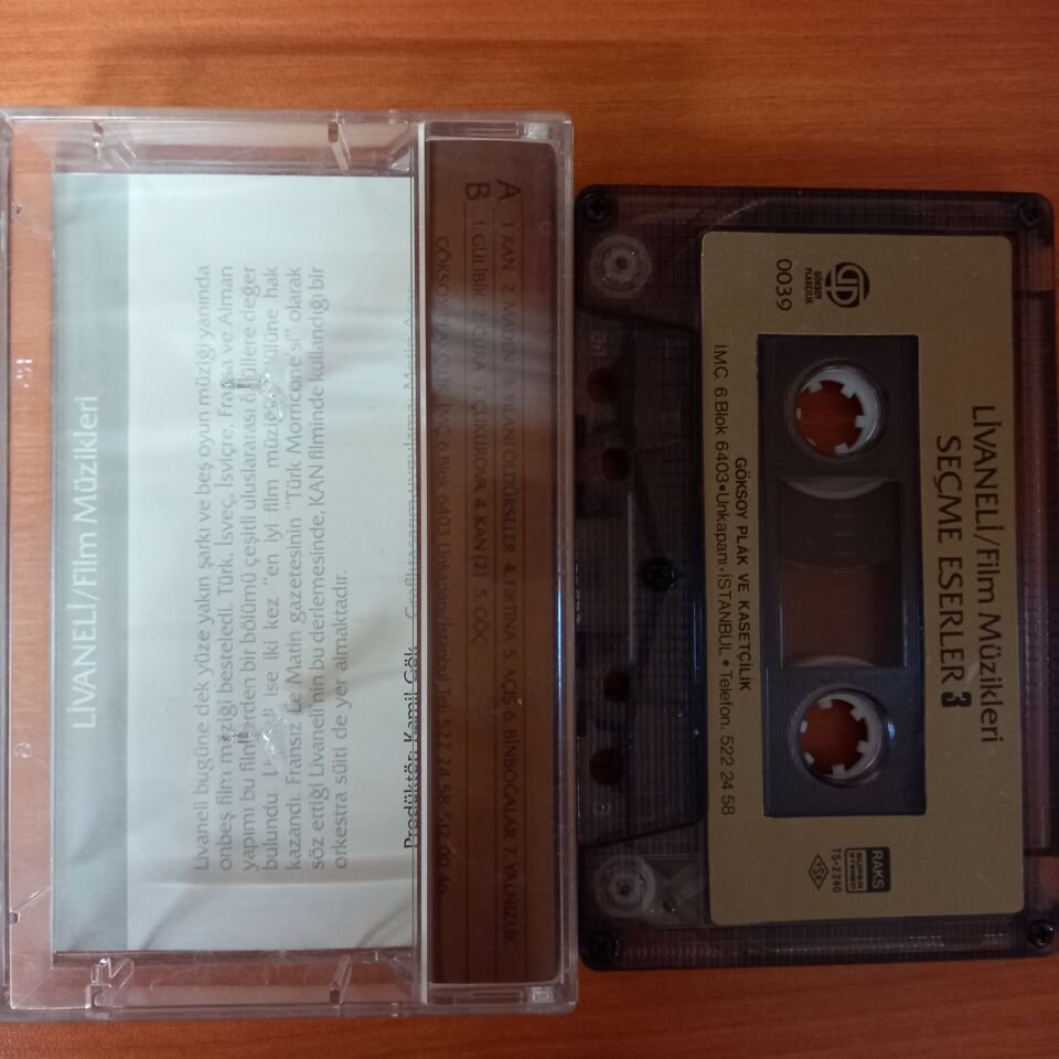 ZÜLFÜ LİVANELİ - FİLM MÜZİKLERİ / SEÇME ESERLER 3 - KASET 2.EL