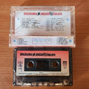 ÜNLÜLERLE DÜĞÜN HALAYI / BELKIS AKKALE, İZZET ALTINMEŞE, HÜLYA SÜER, GÜLER DUMAN (1988) - KASET 2.EL